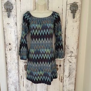 2 B Together Juniors Size Small Blue Pink Green Chevron Bell Sleeve Shift Dress